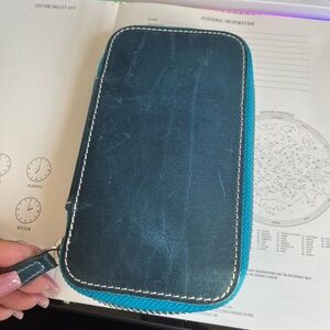 Galen Leather 6-slot Zippered Pen Case in C.H. Ocean Blue